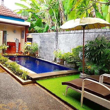 Готель Puri Dedari Sanur Екстер'єр фото